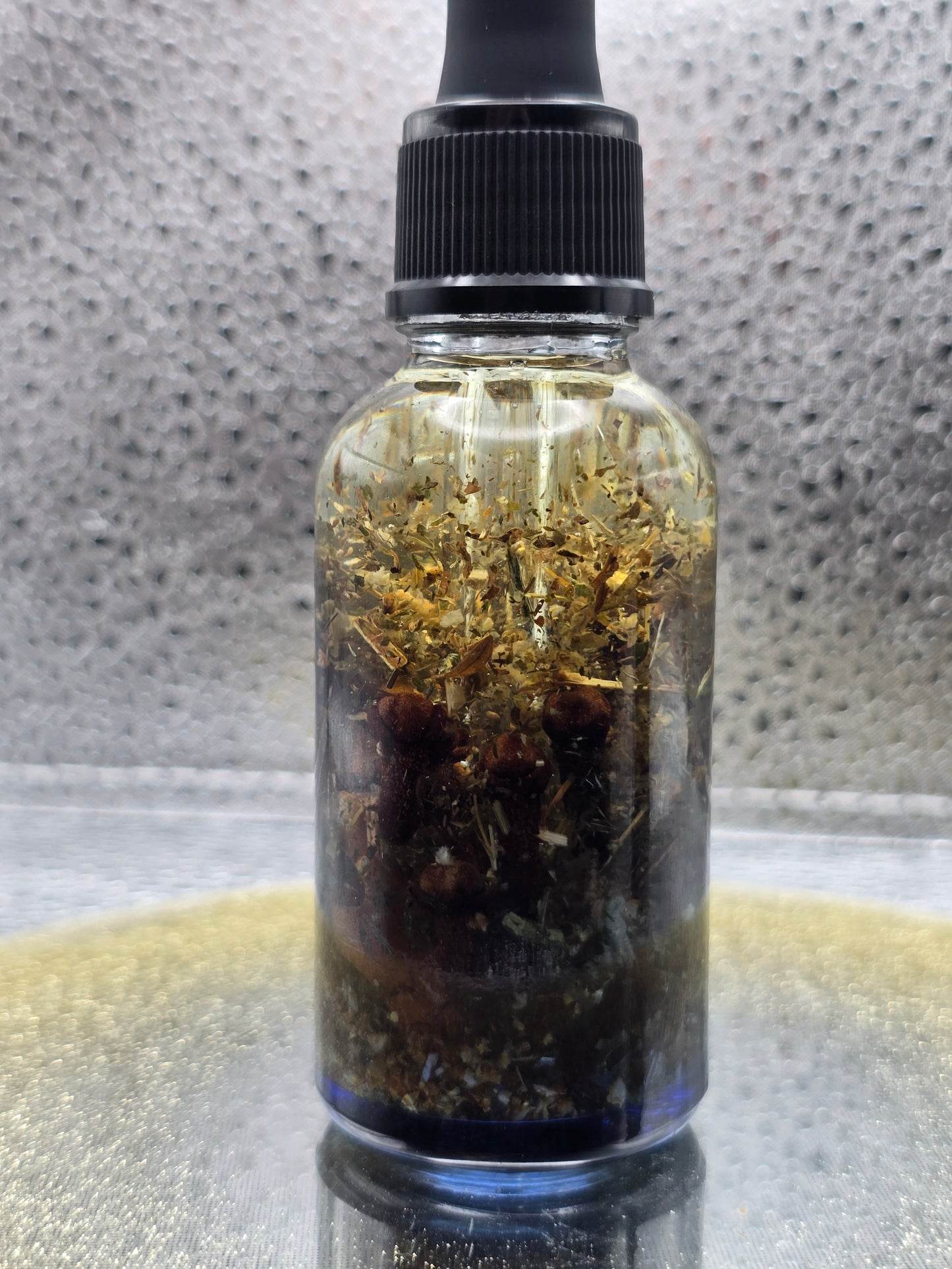 Divination ritual oil