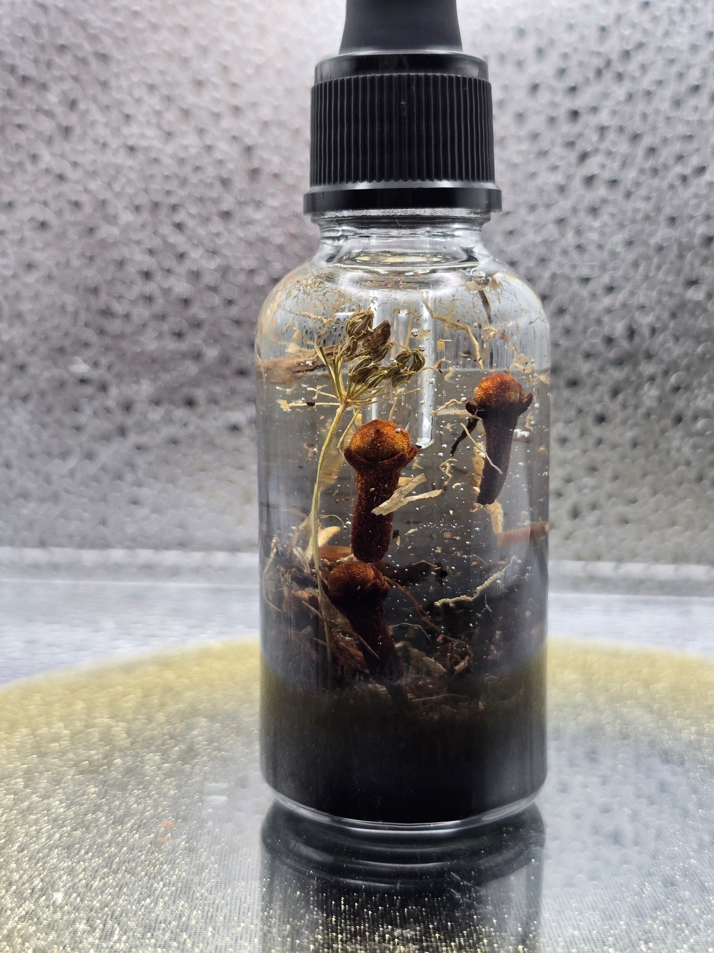 Tapa Boca ritual oil