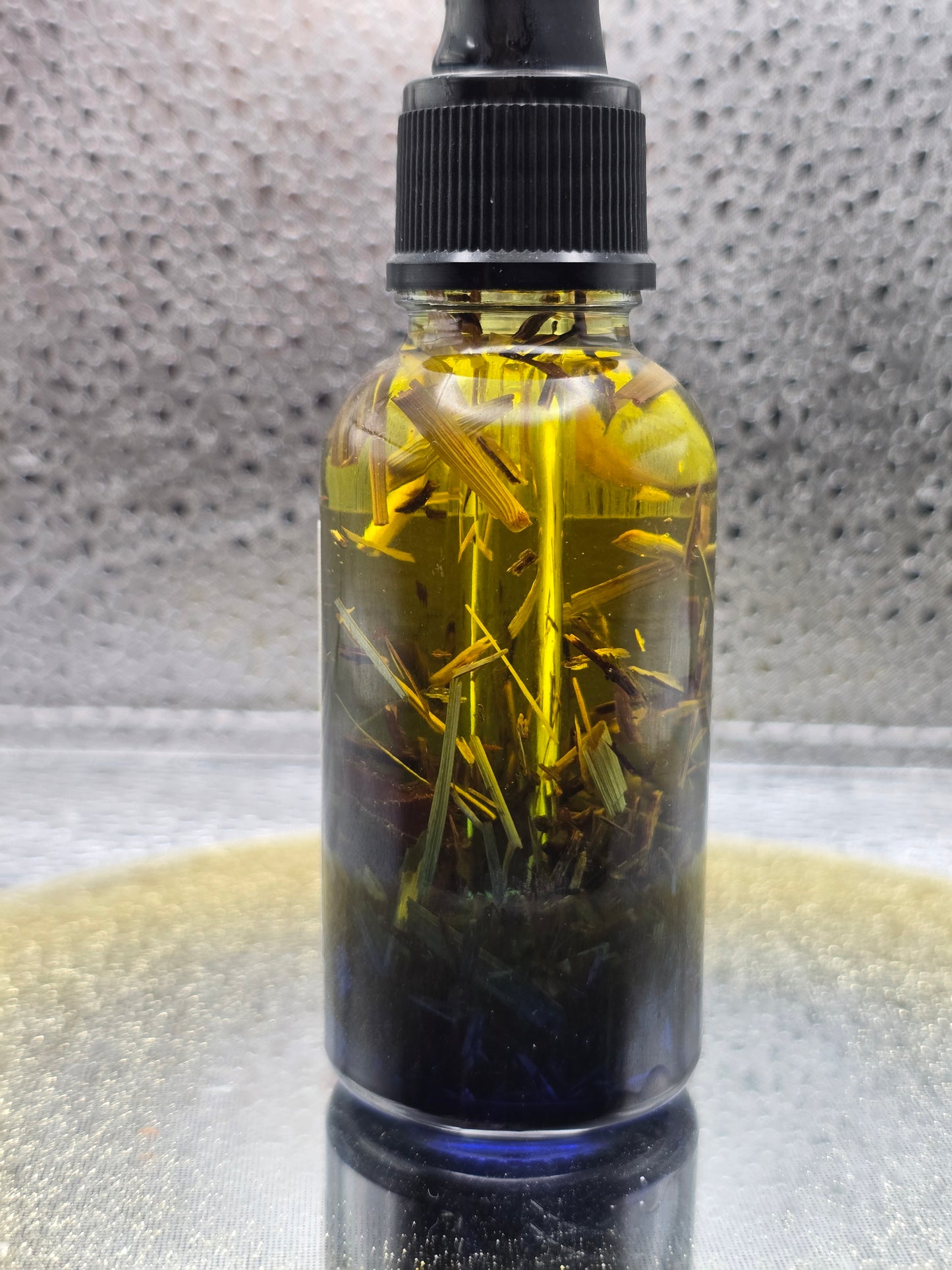 Van Van ritual oil