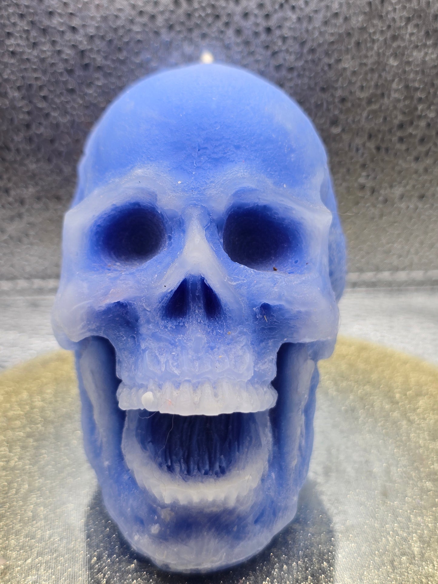 Screaming / Talking Skull Candle