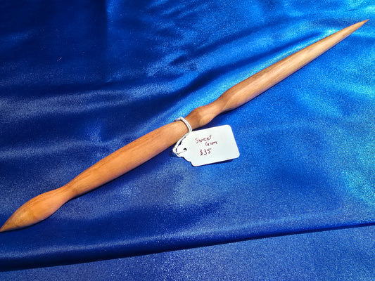 Sweet Gum Wand Traditional Length