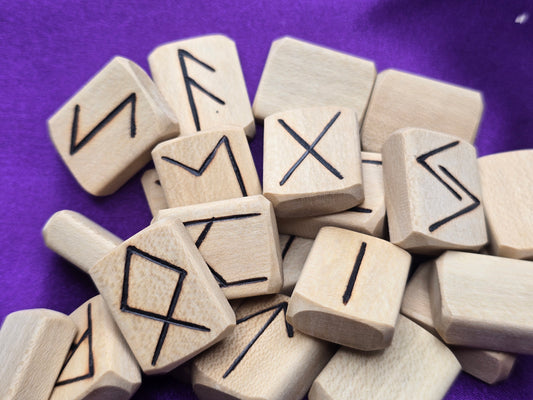 Holly Elder Futhark Runes